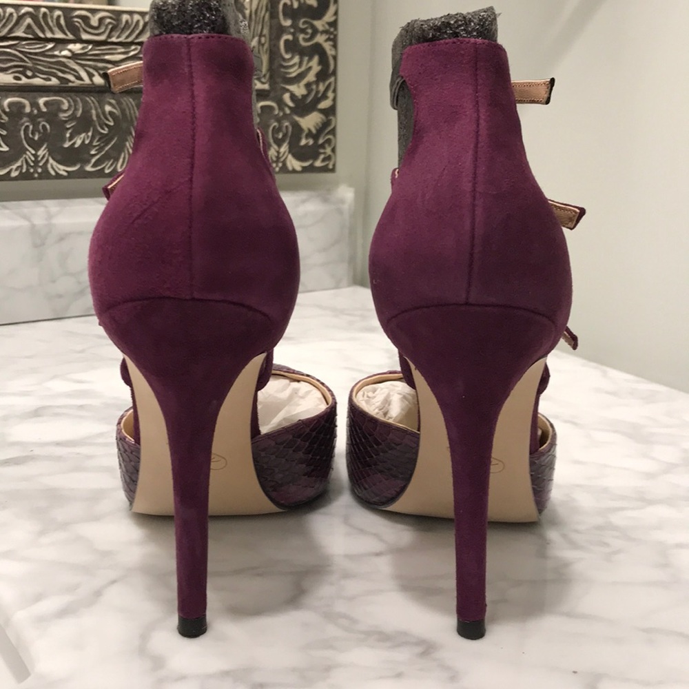 Designer Heels - Picture 5 of 7
